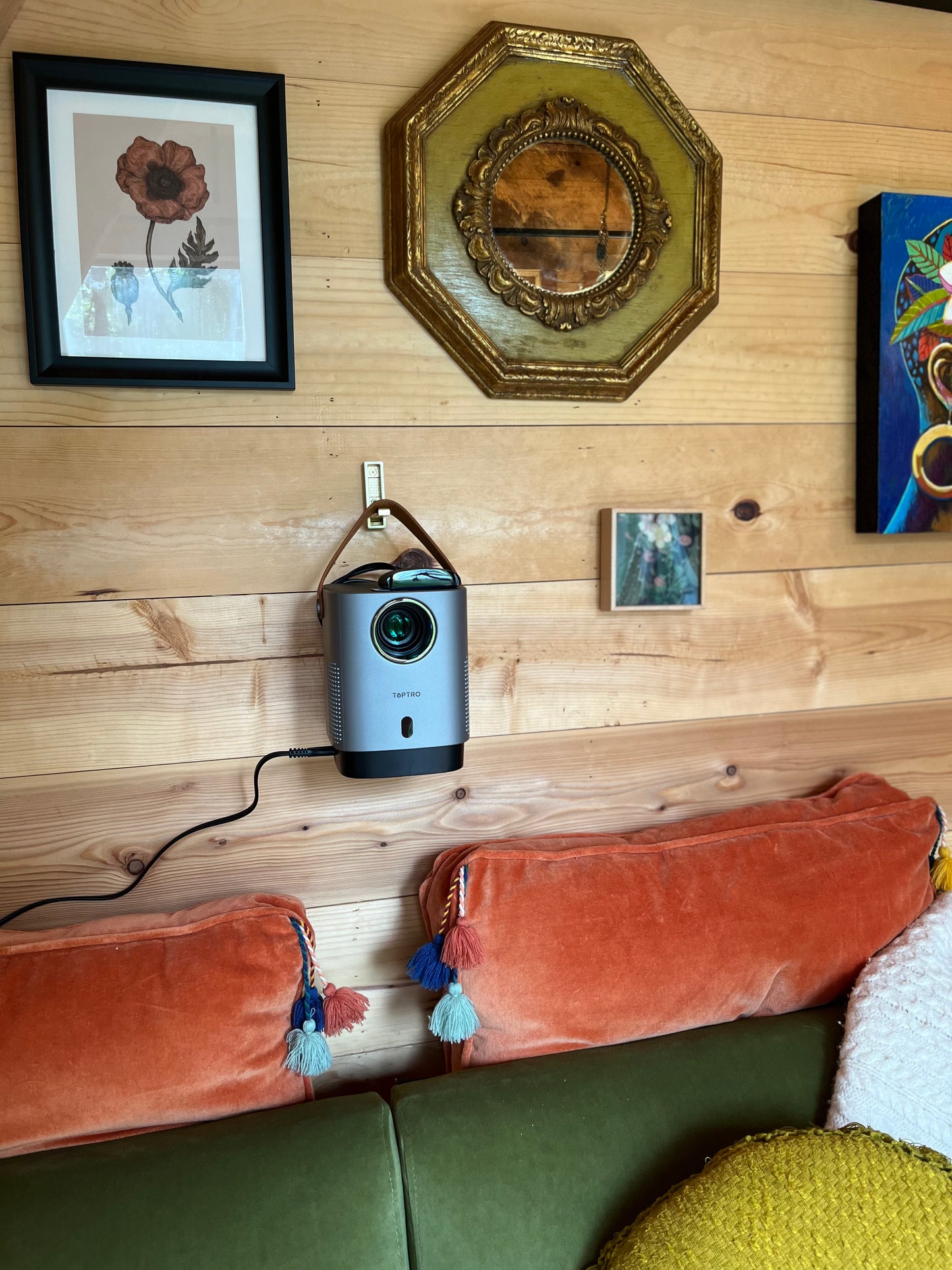 Mama Moon Treehouse Rental