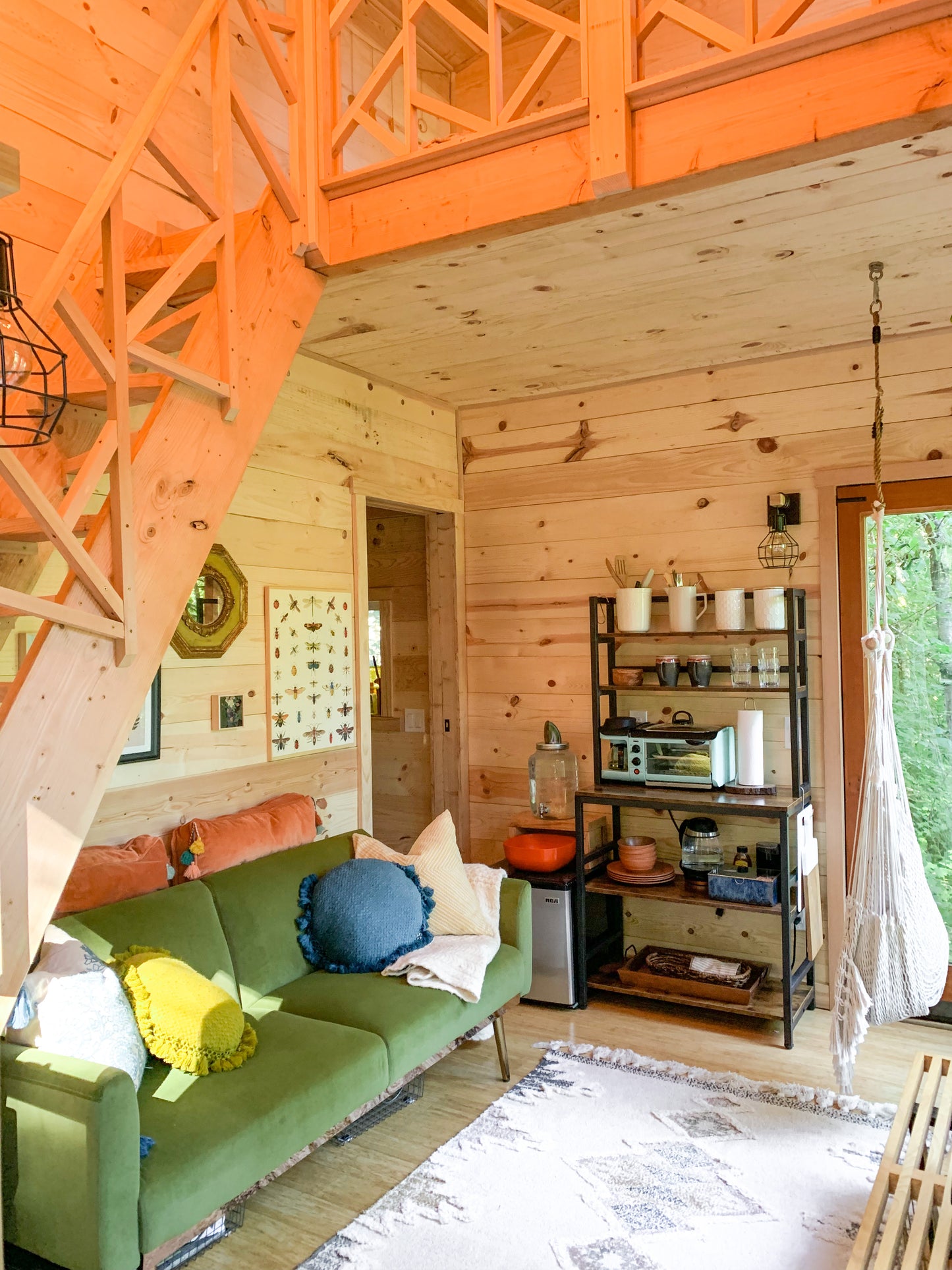 Mama Moon Treehouse Rental