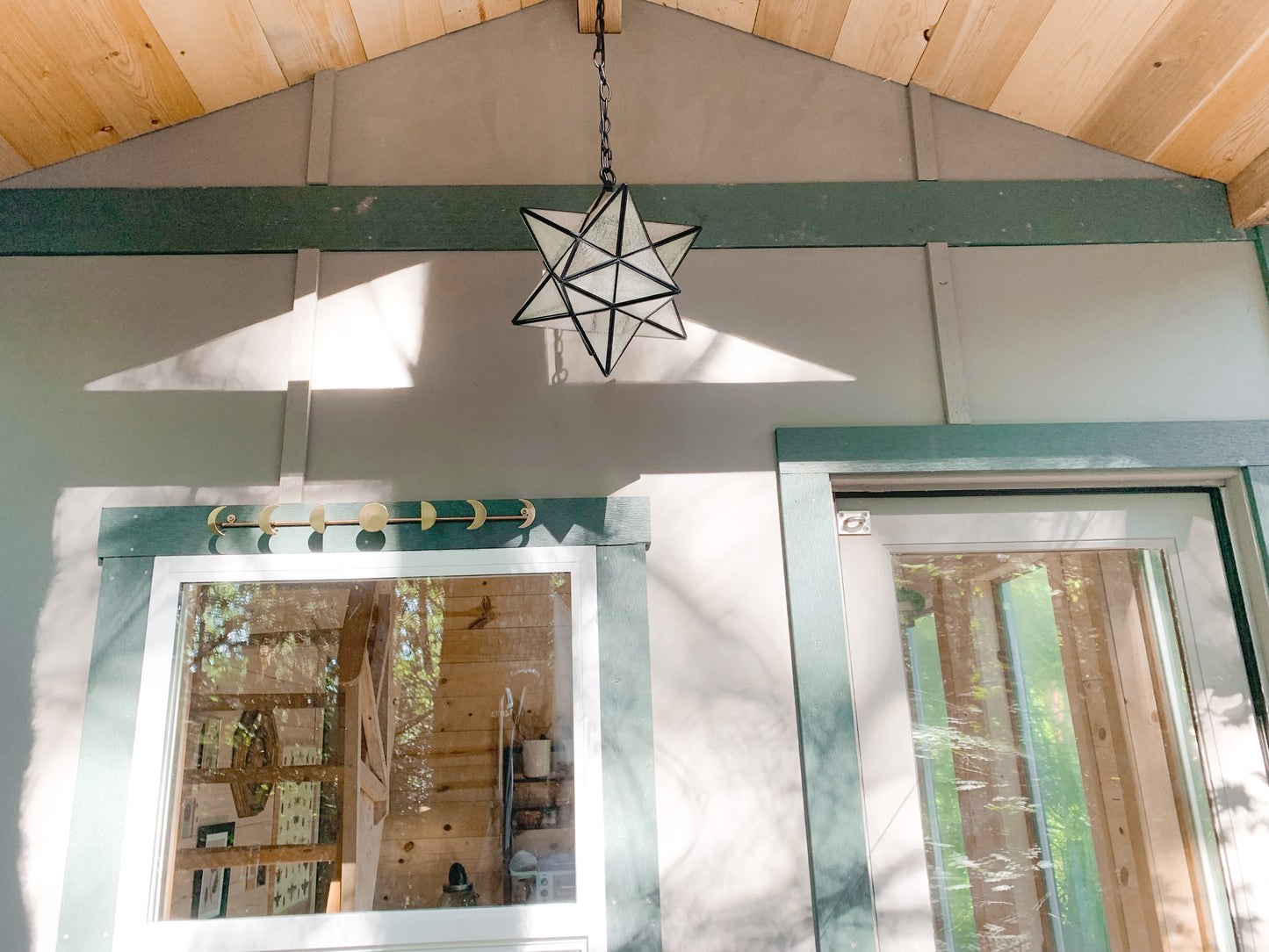 Mama Moon Treehouse Rental